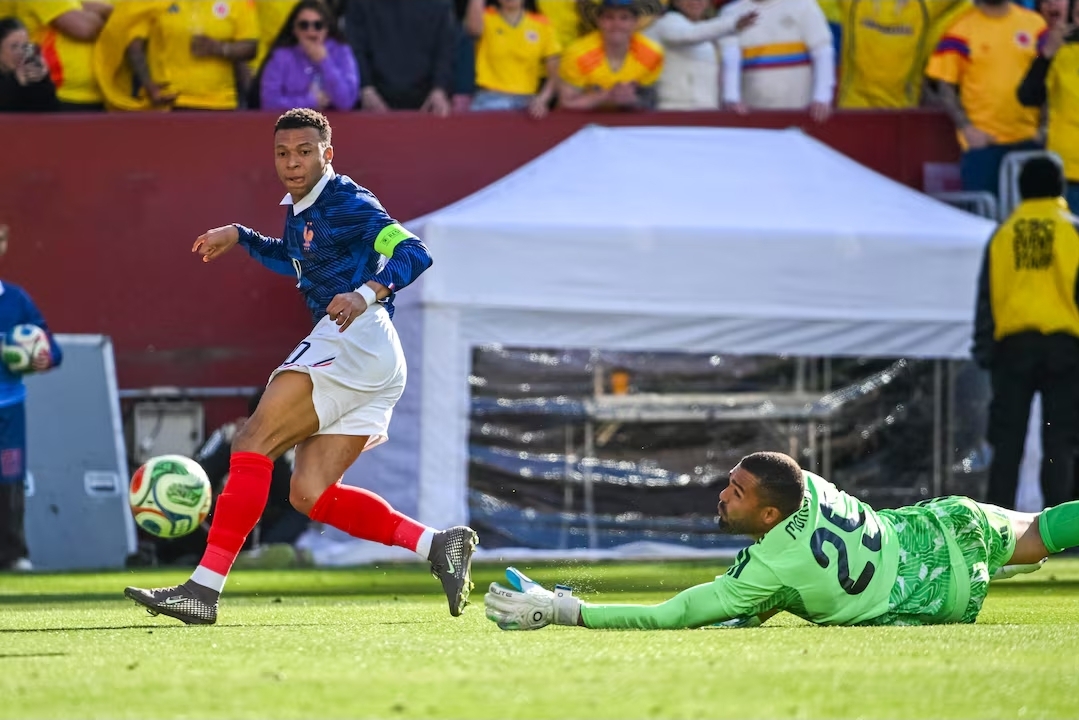 France 3-1 Colombia: Doué Leads Dominant World Cup Win