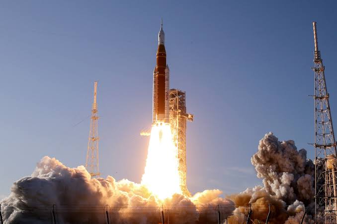 We Are Going Back! NASA’s Artemis II Just Launched Humans to the Moon After 50 Years
